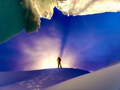 🔥 Reasons Antarctica Should Be On Your Bucket List