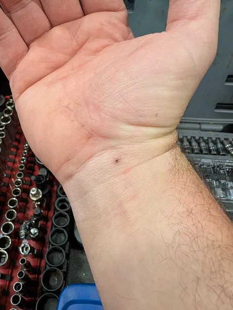 Pencil tip finally decided to start coming out after about 30 years.