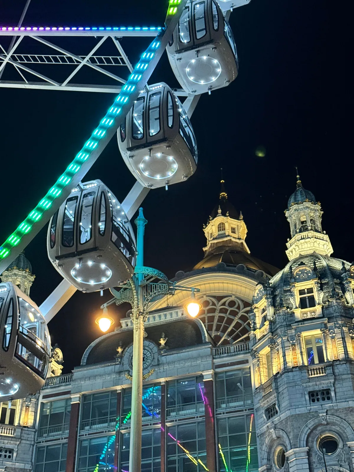 A day in Antwerp, Belgium, autumn 2025.