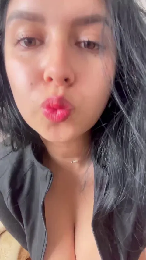 I already gave you a peak, now you must kiss my breasts (reveal) 😈