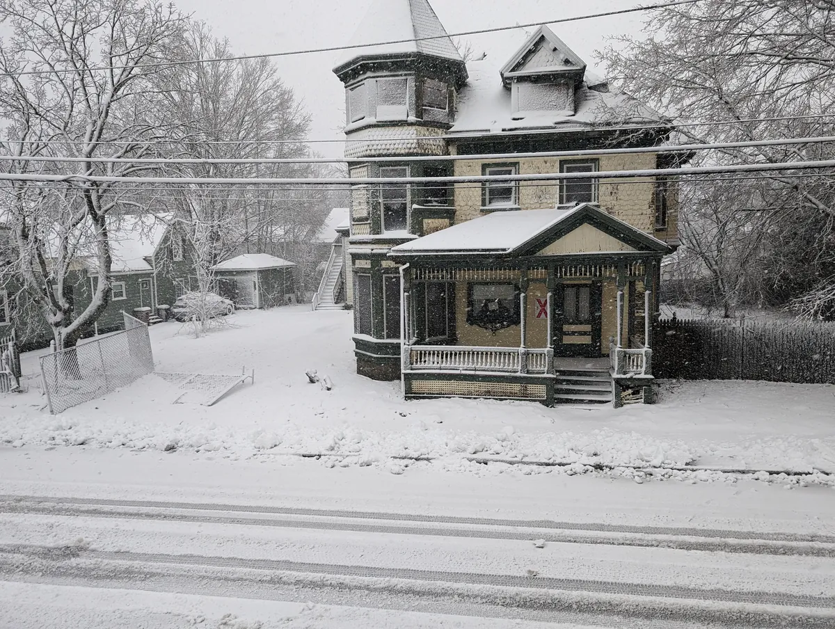 Perfect small town Maine tale of tragedy 17 yr old girl who lived here was murdered and the family fell apart, been in ruins since used to be gorgeous 