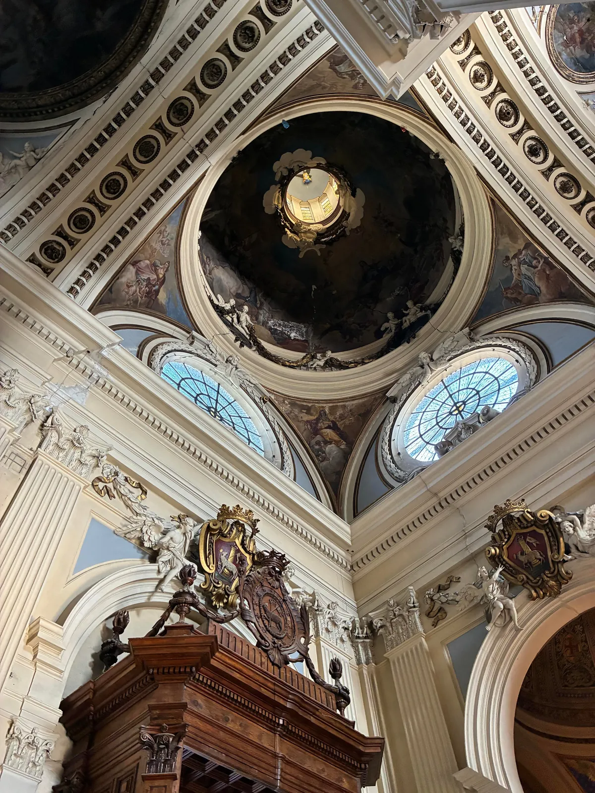 Hoy he visto una aparición en la Basílica del Pilar