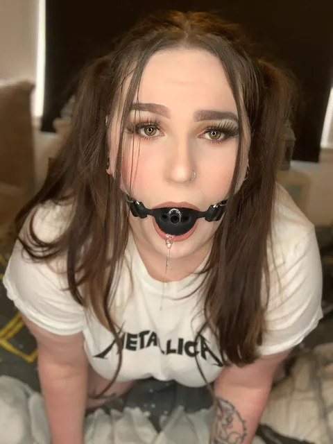 Do you love a drooling mess, Daddy?