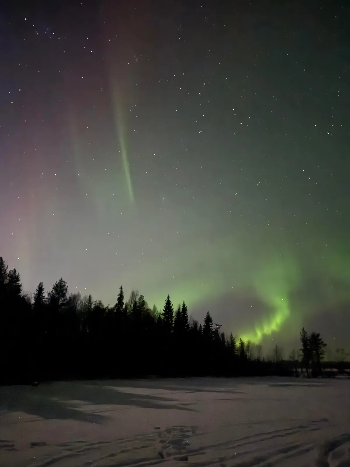 Chasing the Northern Lights in Rovaniemi and Saariselkä, Finland — finally caught them after 3 freezing nights