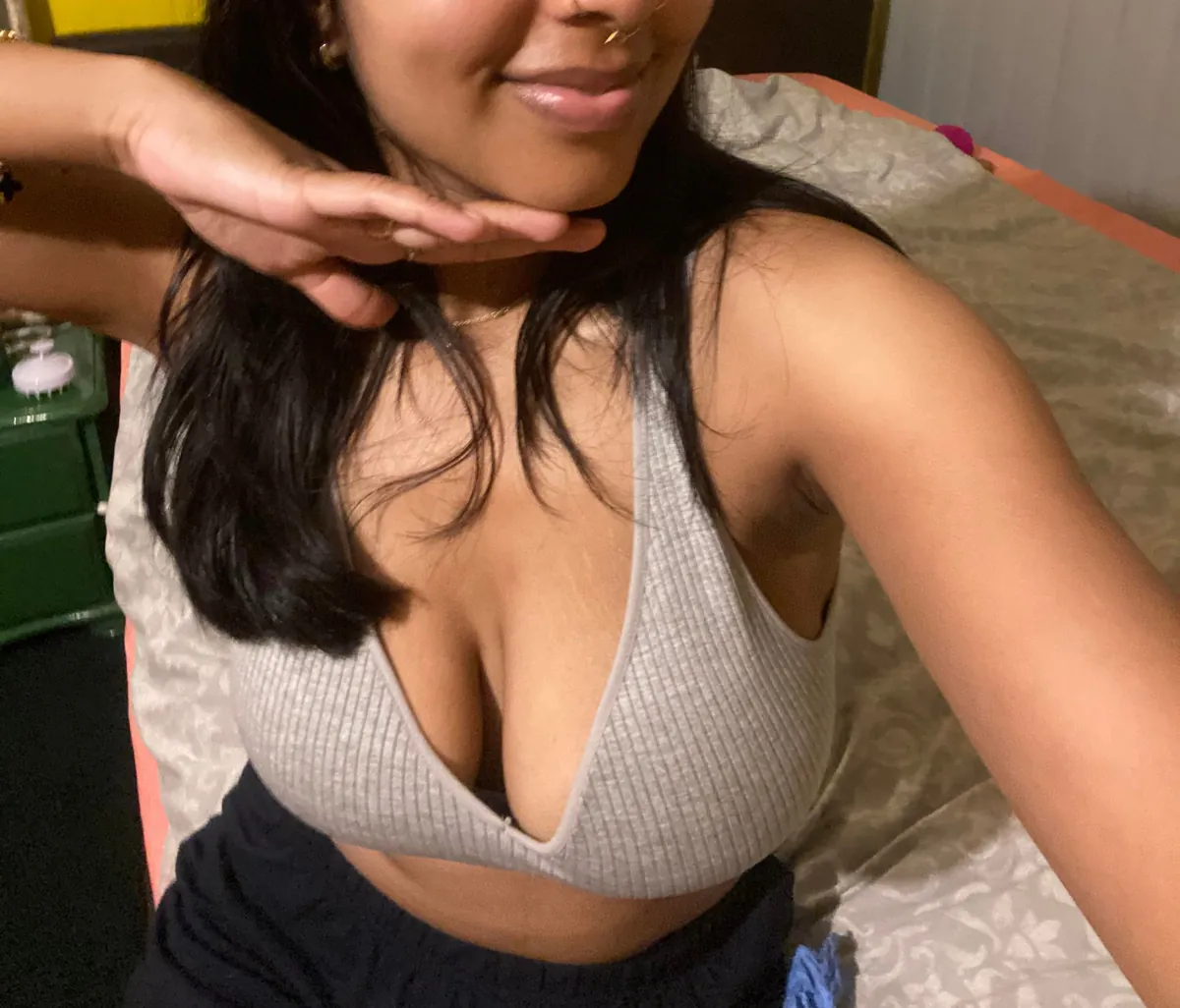 Do men prefer Indian girls cute or being very naughty?🤭🍒