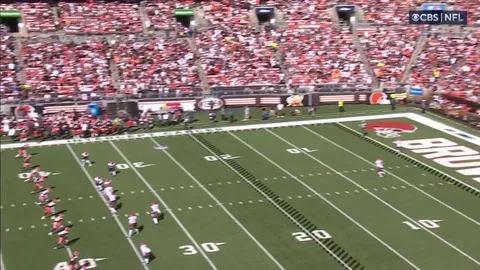 [Highlight] Charlie Jones returns opening kickoff 100 yards for touchdown