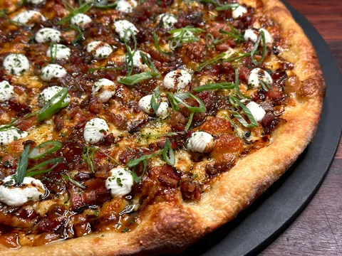 [Homemade] fig jam and bacon pizza