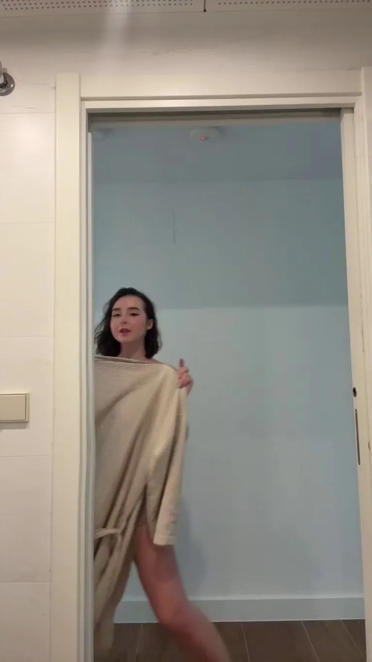 I can get naked quickly