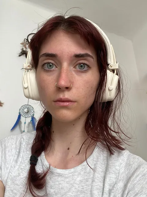 24, no job, no idea how I’m gonna buy Christmas presents for fam. Roast me