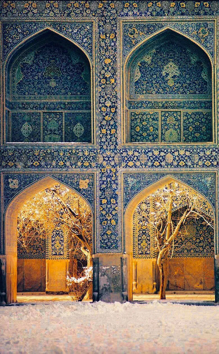 Collection of Traditional Iranian Entrances and Doorways 