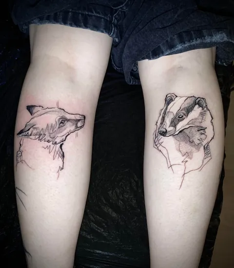 I got to tattoo some super cool projects lately that I wanted to share!