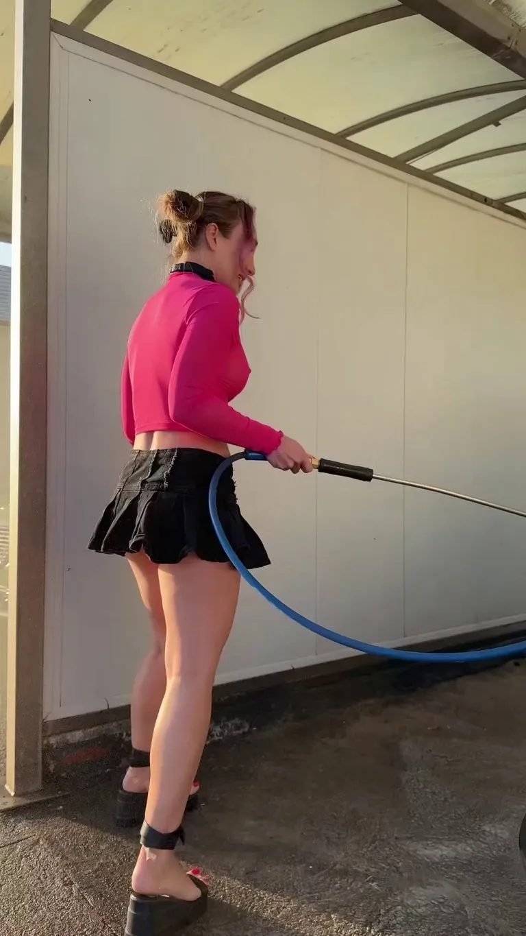 Skirt on, car wet, plug in… The treasure's hidden — mouth’s the only key