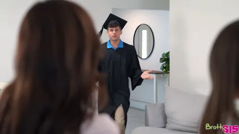 [Jade Maris, 23] with Sera Ryder - I Want To Bone My Stepsister