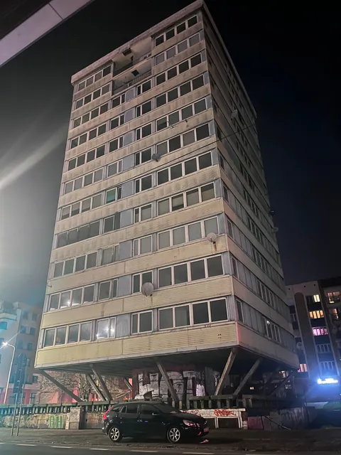 How is this THING still standing???