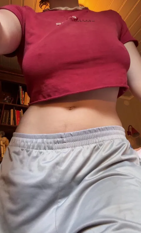 hope you like em busty and hairy