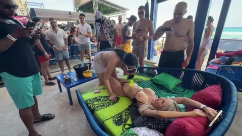 That body shot made me wet