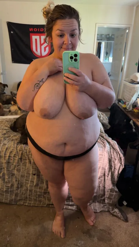 Get naked with me 😇