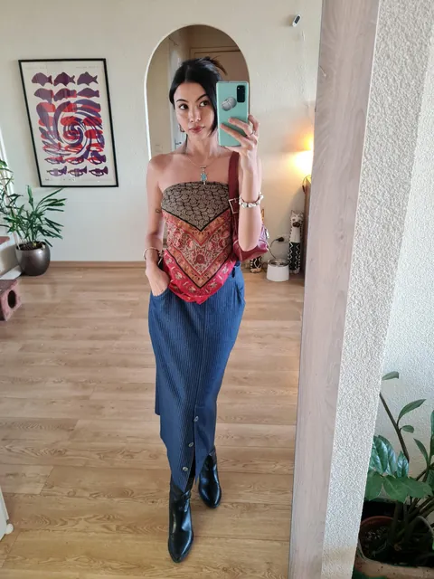 Styling this cute skirt I thrifted! Which outfit is the best?