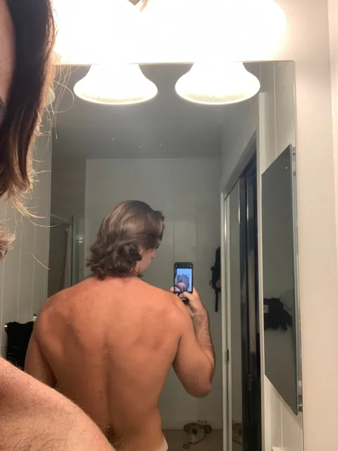 You guys tell me I’m attractive but no female attention, what gives?