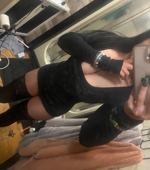 Swipe all the way to the right for a surprise (f)