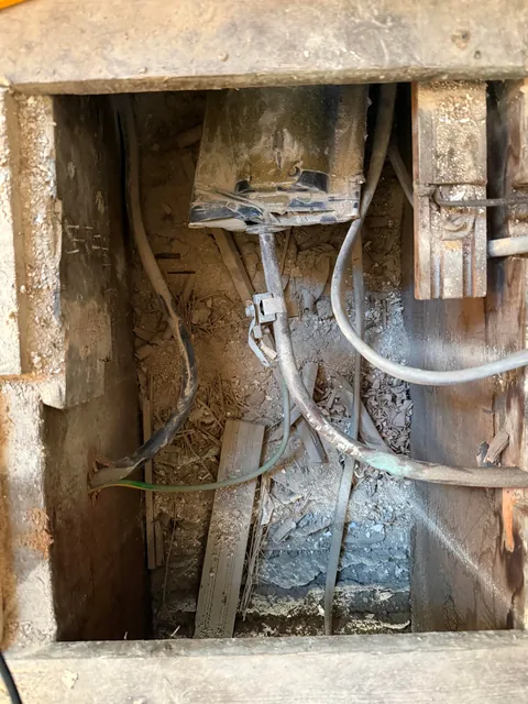 What is this ceramic submarine looking thing under my floorboards?