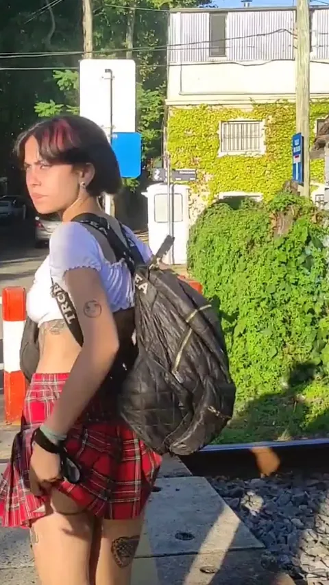 What would u do if yu see me like this?