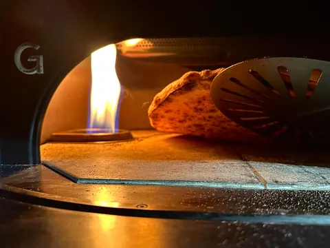 [Homemade] pizza with chunky meat sauce