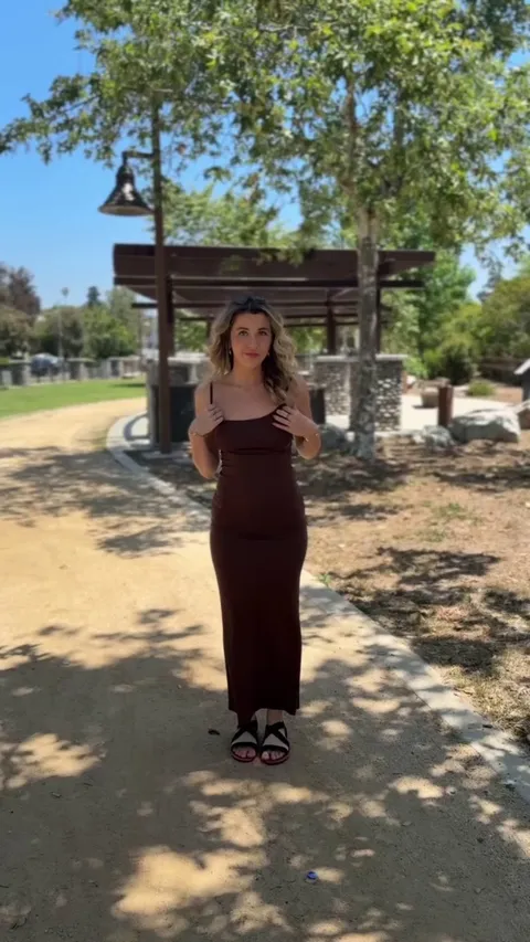 Take me for dinner and this is your reward