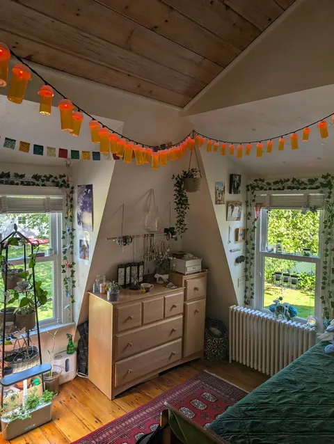 my chaotic/cozy bedroom loft