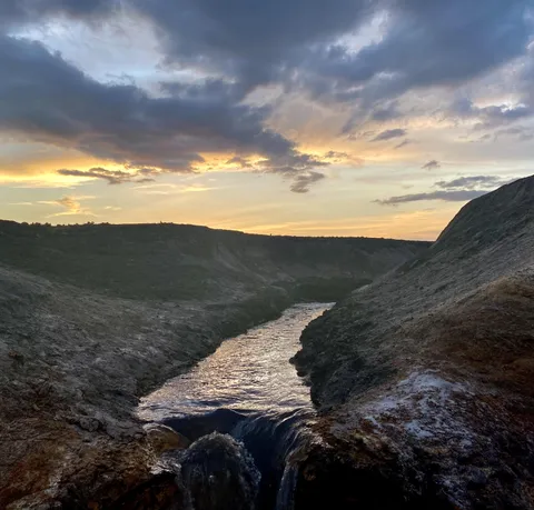 🔥Final remains of a 42 sq mile lake draining through a sinkhole into the underground aquifer in Florida