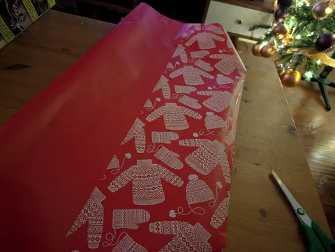 This roll of wrapping paper was only printed enough to look patterned when rolled up