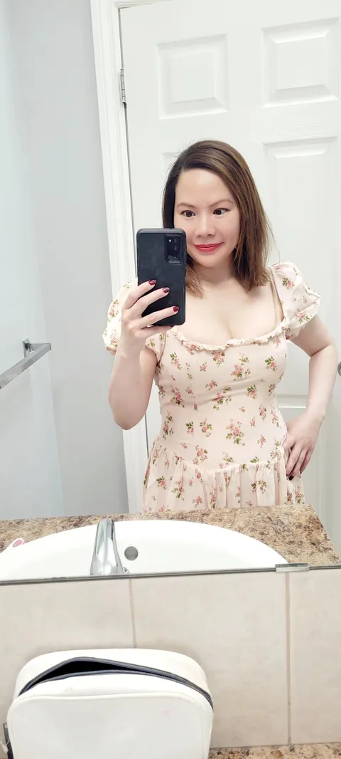 What dress should I pick