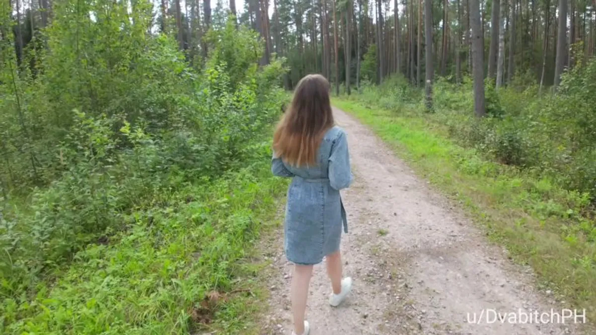 Walking down the road and flashing my pretty body