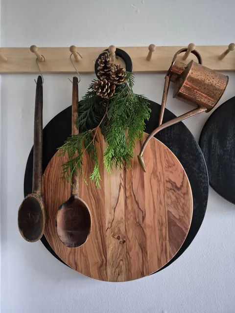 Christmas in Vancouver (swapped dining &amp; living for hosting) 