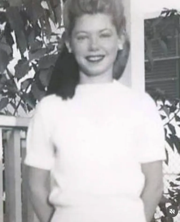 My great grandmother, Anna Mae