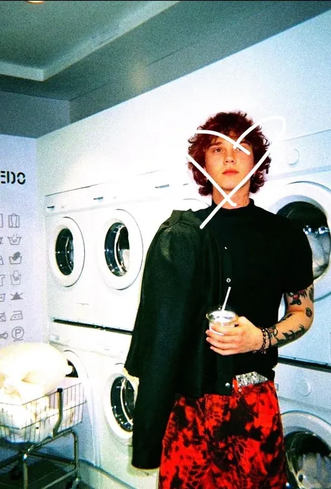 Me at 13 vs me at 16 goes hard 🤘