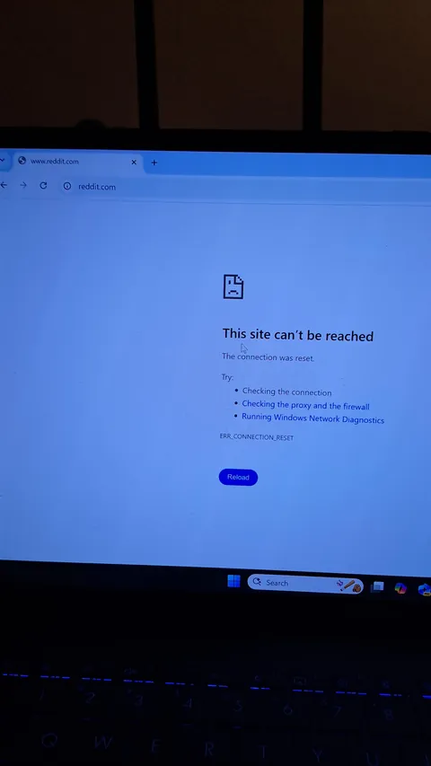 AirBnB owner blocks websites