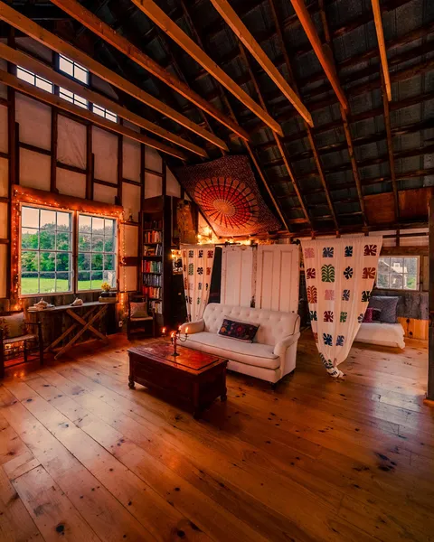 Cozy Converted Barn in Vermont