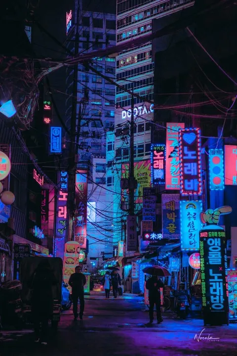 Seoul is a neon paradise