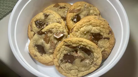 [homemade] Browned Butter Double Chocolate Chunk Cookies Made By My Girlfriend