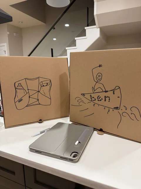 [homemade] I made a half white and half pepperoni pizza (pie) for my neighbours