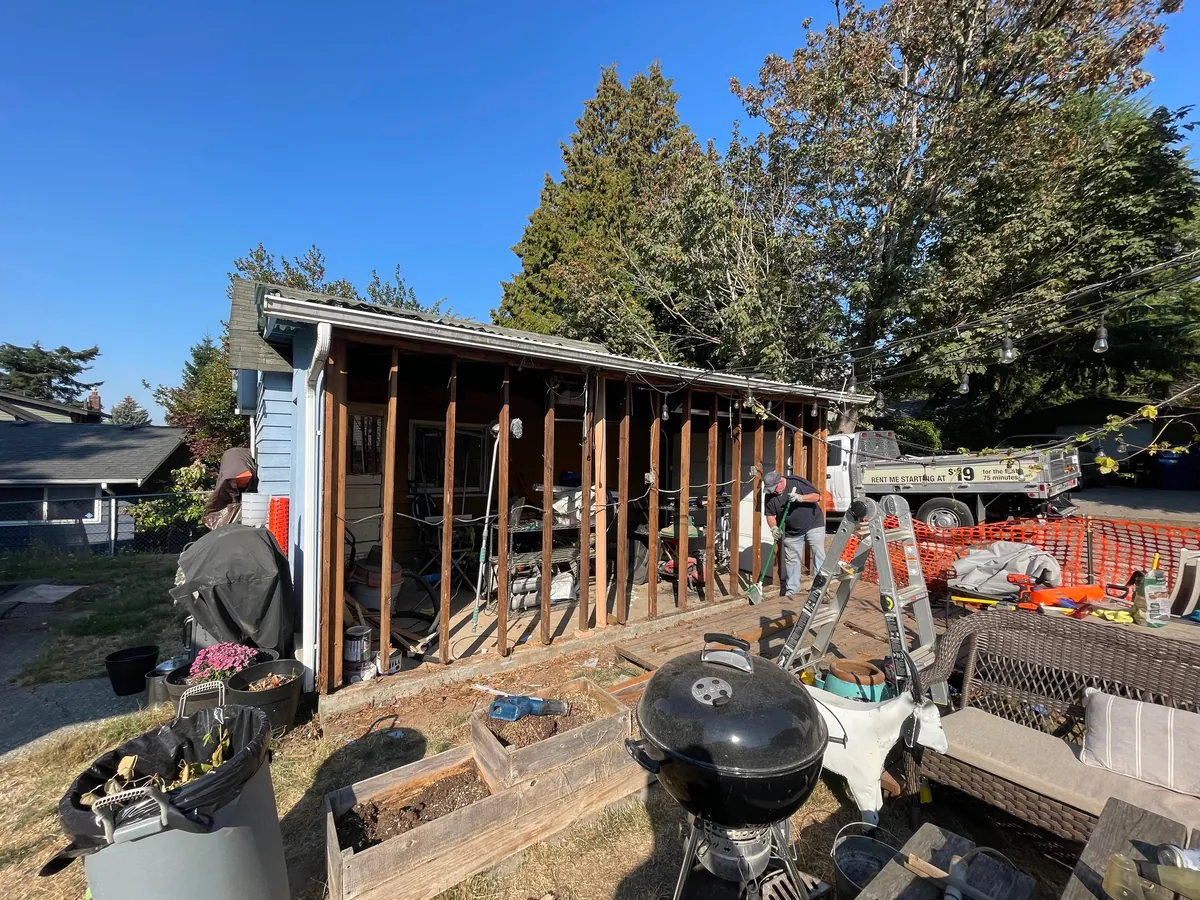 A few years ago my rotting fence fell over so I decided to build it back better.