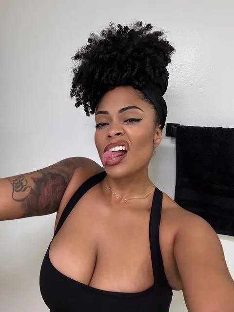 You can choose (5) Mon-Fri.😈