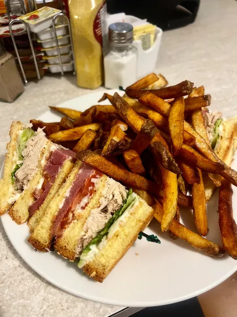 [i ate] A diner club sandwich and hand cut fries