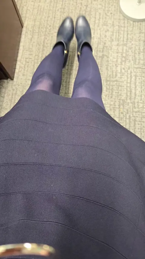 Pantyless Pantyhose Hoverpussy leading up to something special next week for ya'll... (F)48