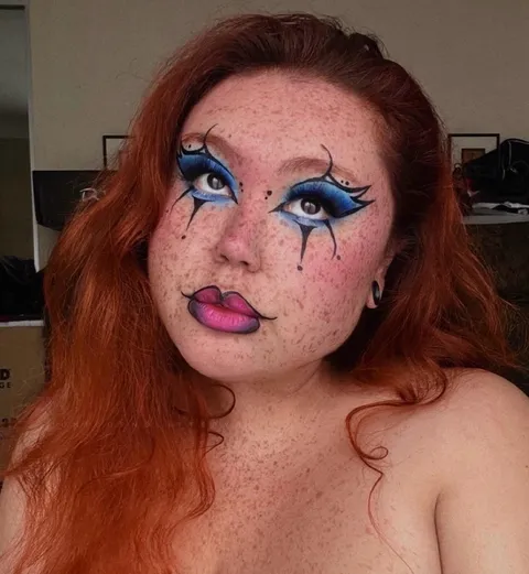 A little late to the party but i wanted to show my retro clown makeup look for halloween!