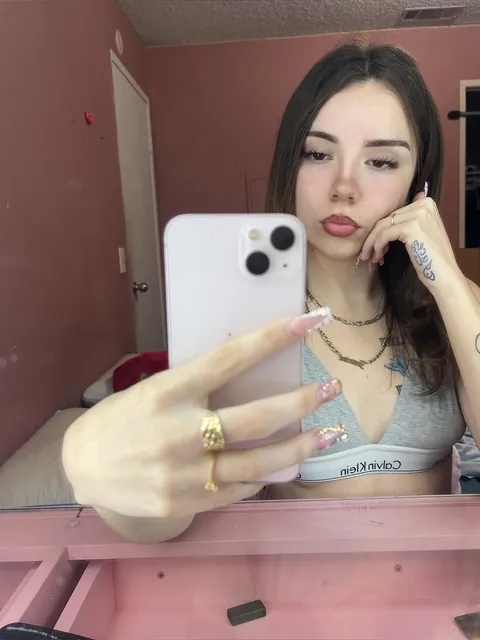 Who down to fuck my girl while I watch and join condom only and clean 8+ inch only located in IE