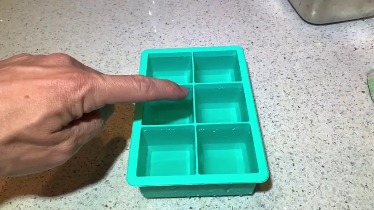 Ice cube tray, now with better lighting!