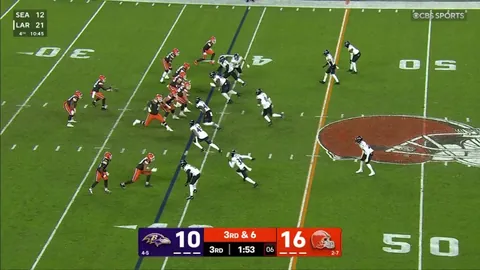 [Highlight] Shedeur is sacked again on third down