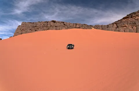 Tasilli n'Ajjer, Algeria : the most scenic desert in the world.